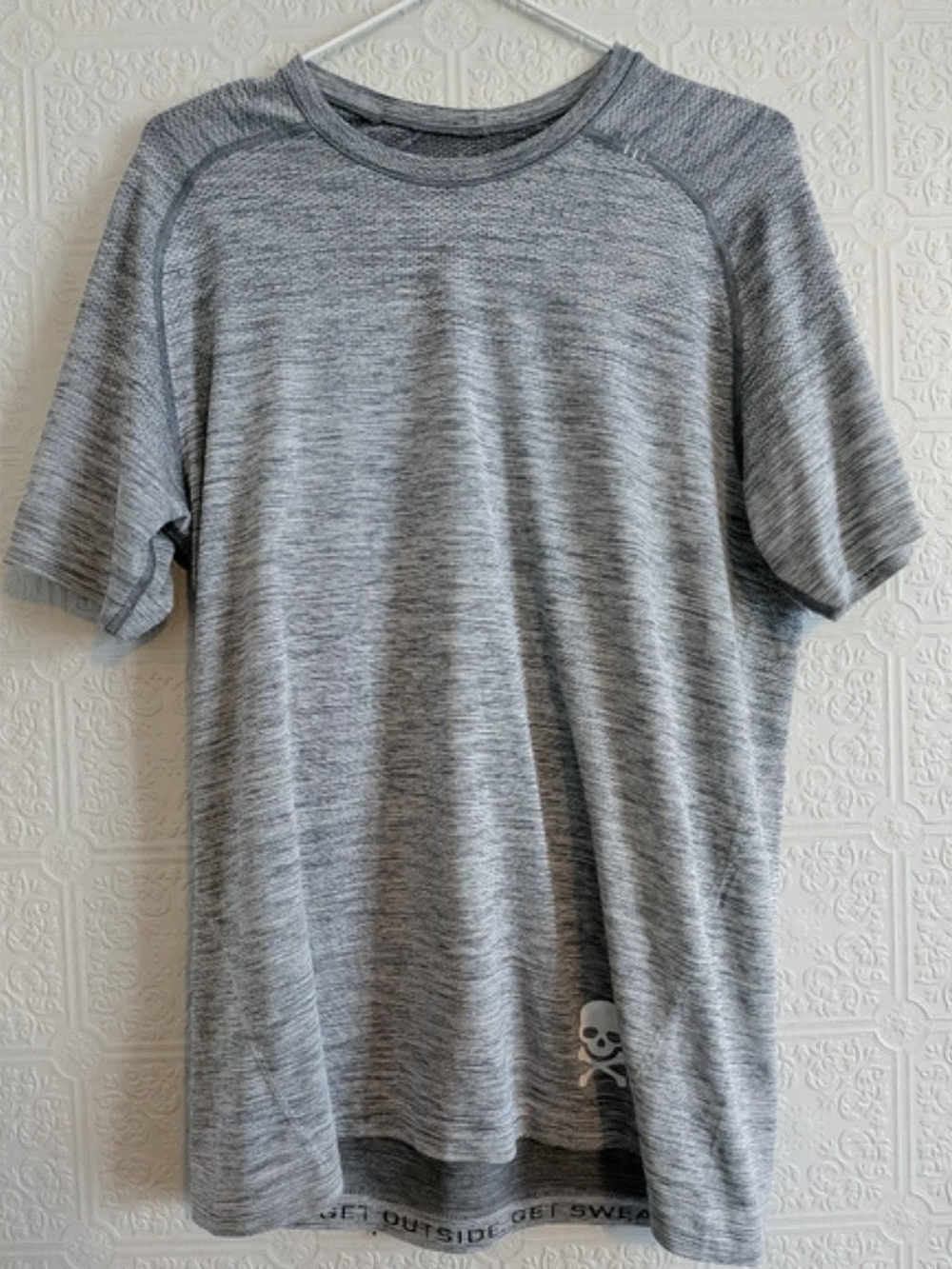 lululemon athletica Men's Heather Gray Short-Sleeve Performance Tee